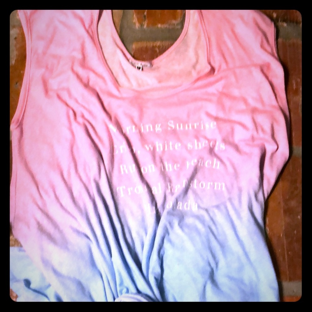 Ladies tee